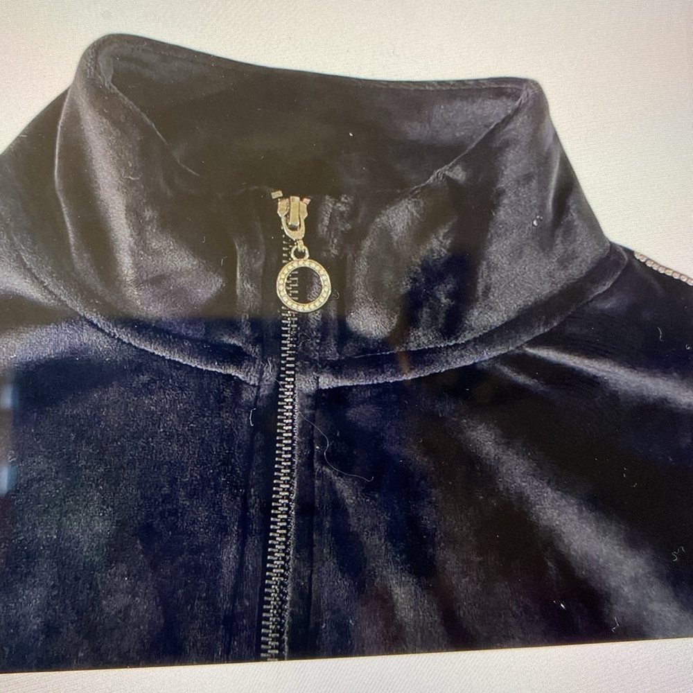 NWOT VICTORIA’S SECRET Women's Black Velvet Zip-Up Jacket, Size: M - Picture 6 of 11